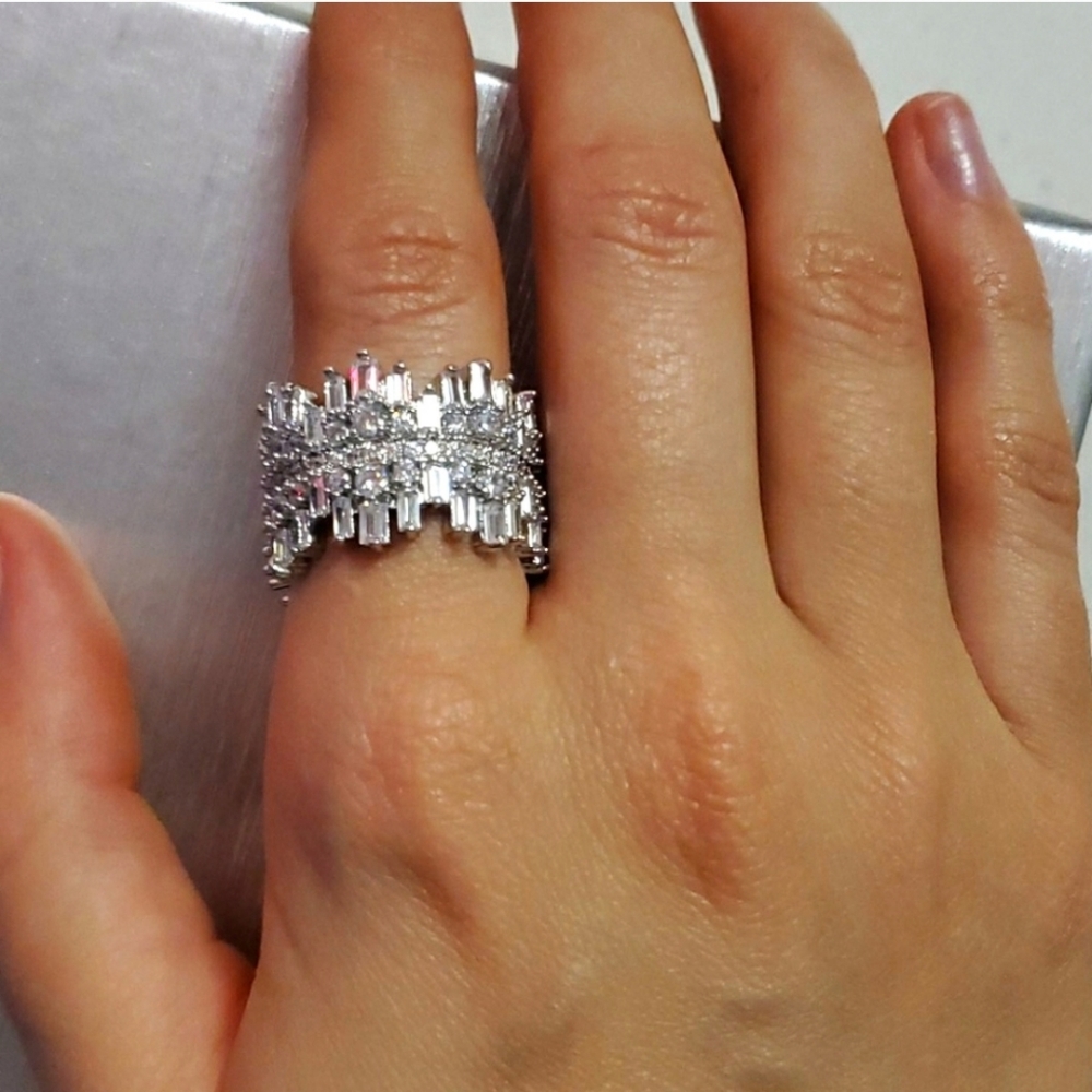 New Elegant Wide Wedding/Engagement Ring - Picture 4 of 12